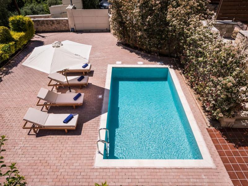 Spilia Village Hotel & Villas