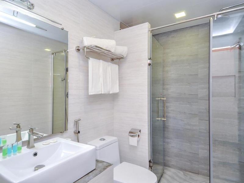 Triton Beach Hotel & Spa