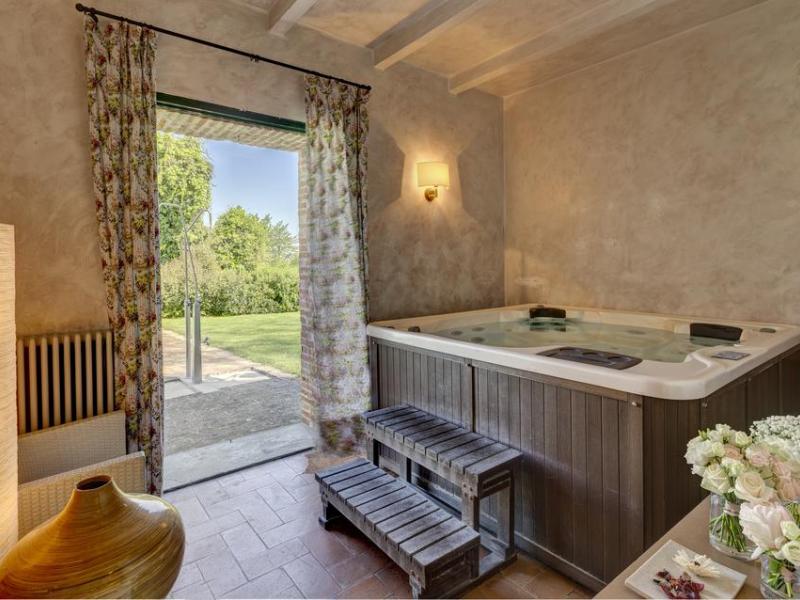 Castello di Montegridolfo Spa Resort