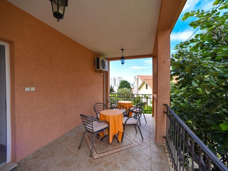 Elena Apartment
