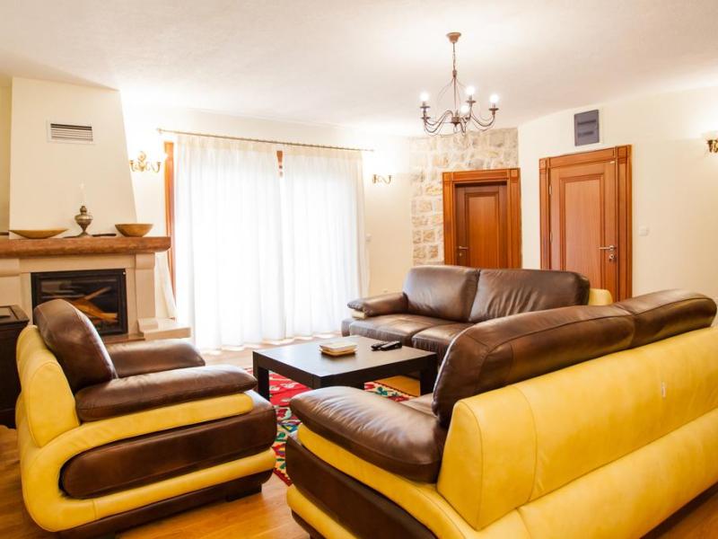 Pietra Mare Apartments