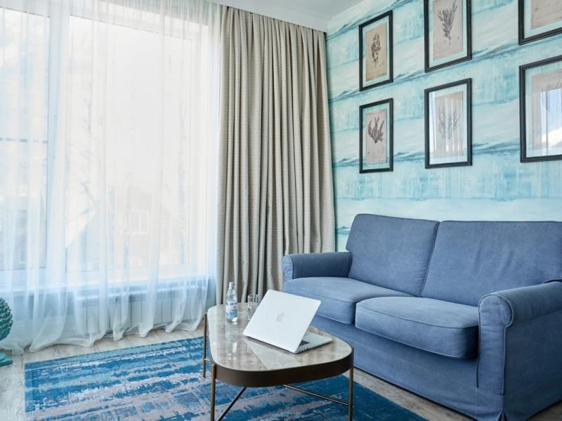 Hills Polyana Hotel