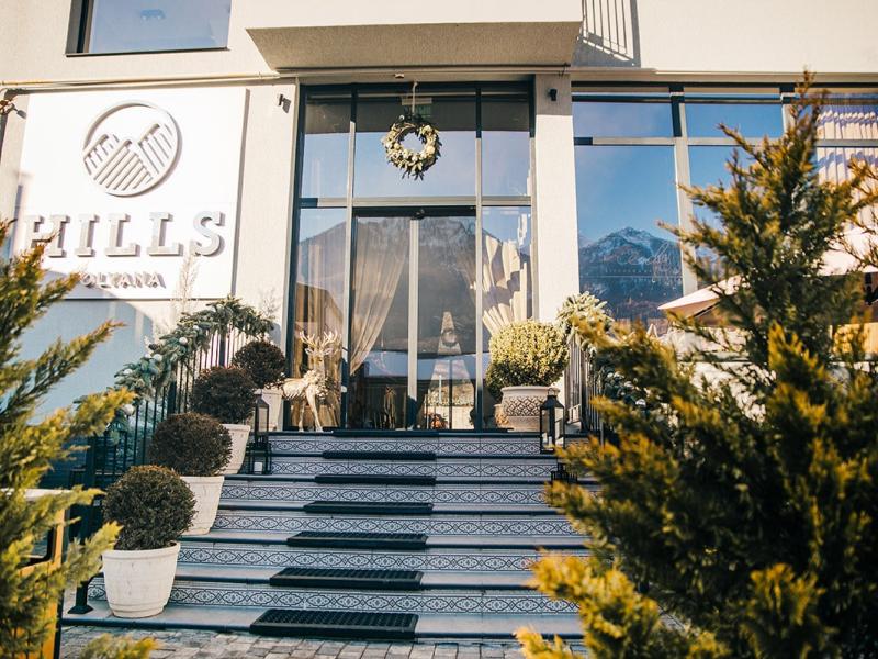 Hills Polyana Hotel