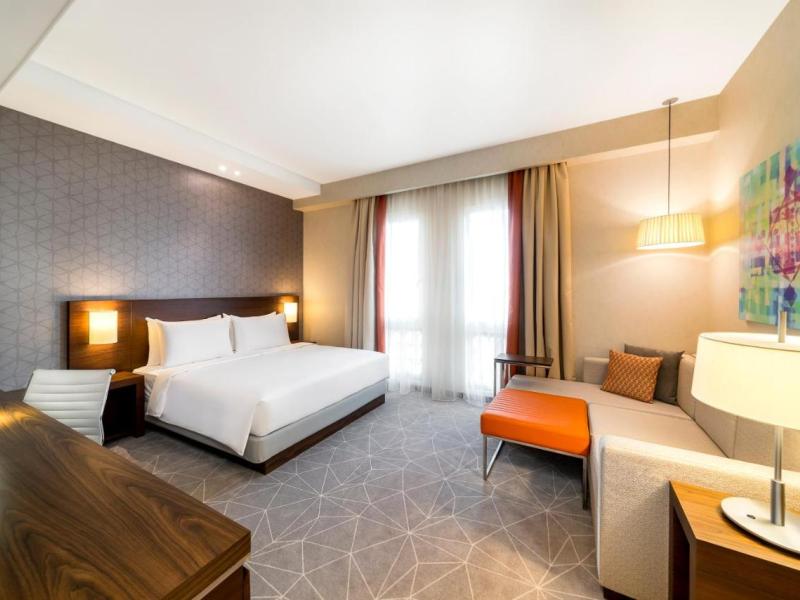 Hyatt Place Dubai Wasl District