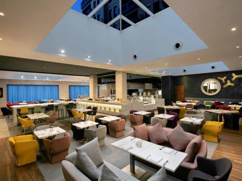 Hyatt Place Dubai Wasl District