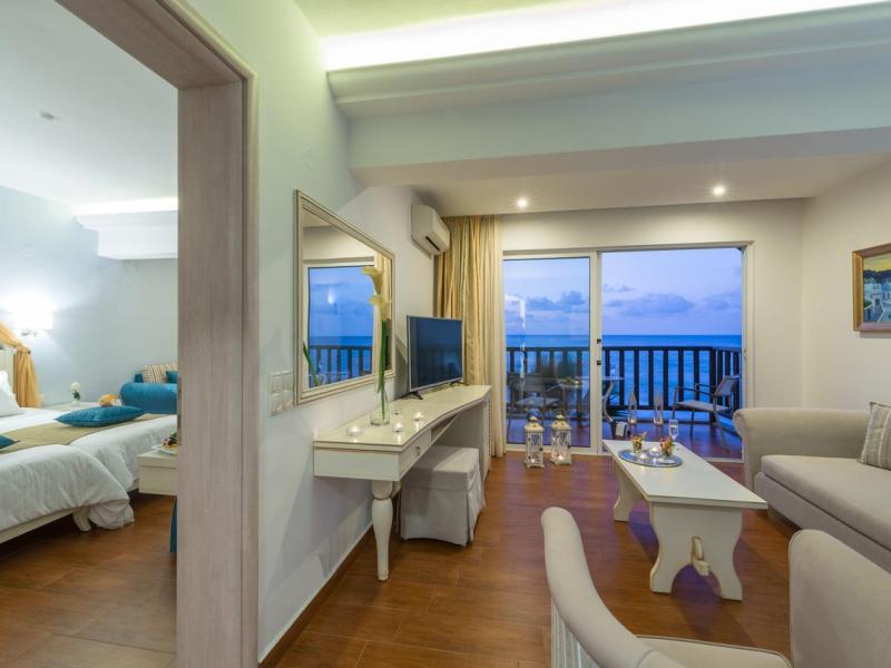 Alexander Beach Hotel & Village