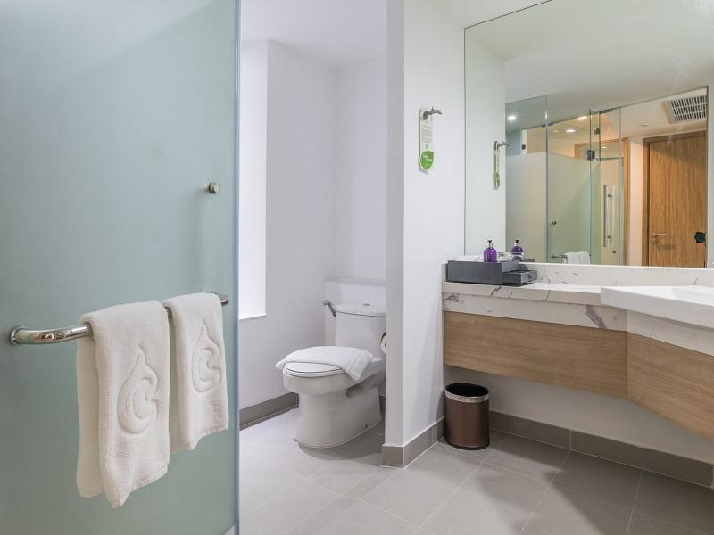 Centara Ao Nang Beach Resort & Spa Krabi