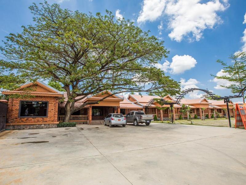 Home Stone Resort