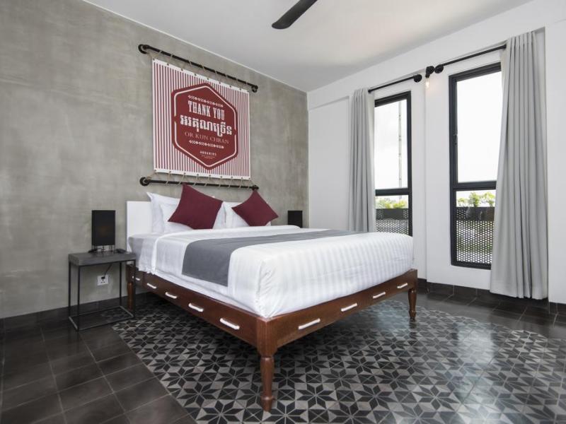 Aquarius Hotel & Urban Resort