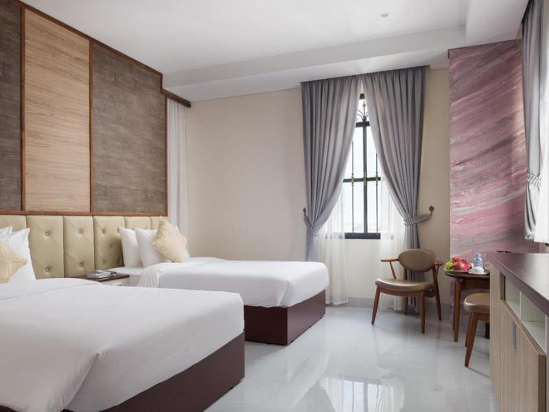 Le Castle River Hotel & Apartment