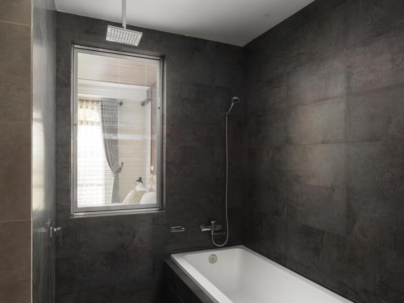 Le Castle River Hotel & Apartment