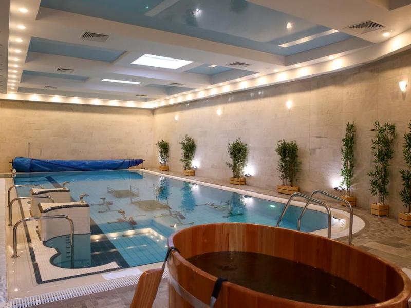 7 Pools Spa
