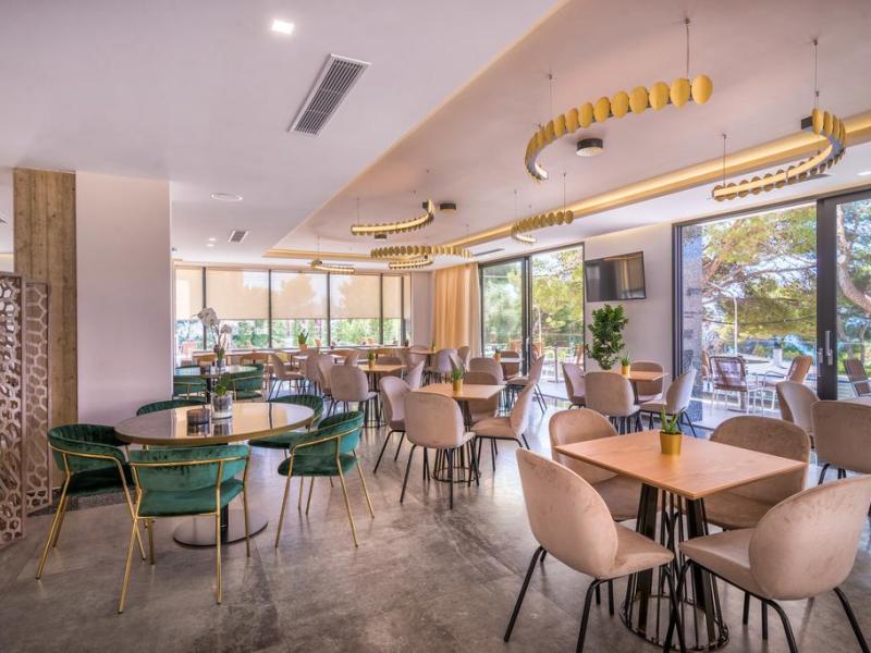 Glow Boutique Hotel & Suites
