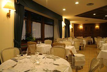 Alaska Hotel Cortina