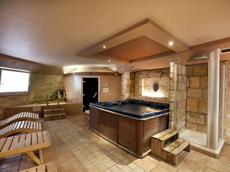 Makar Sport & Wellness