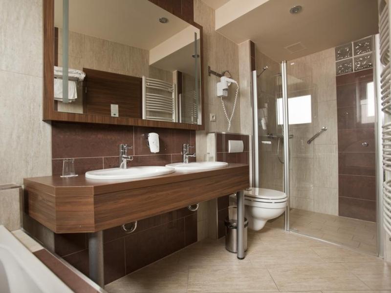 Makar Sport & Wellness