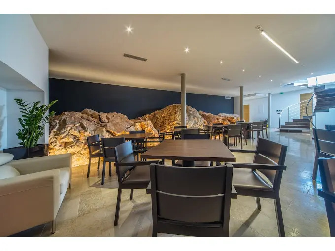 Golden Rays Apartments