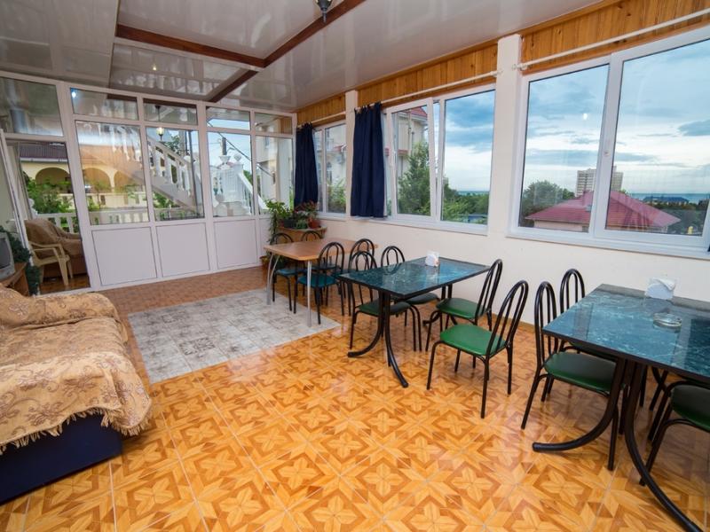 Джина (ул. Медовая)