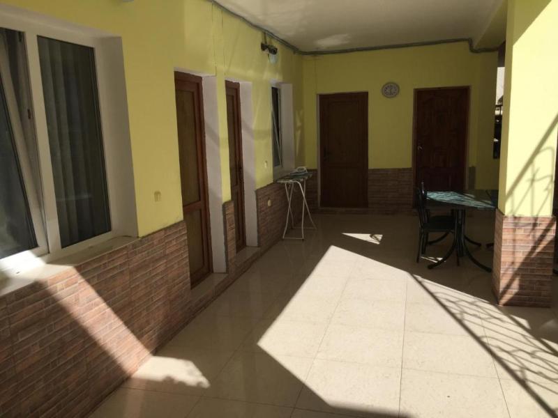 Джина (ул. Медовая)