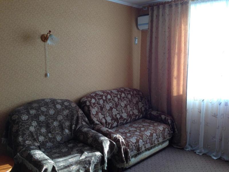 Джина (ул. Медовая)