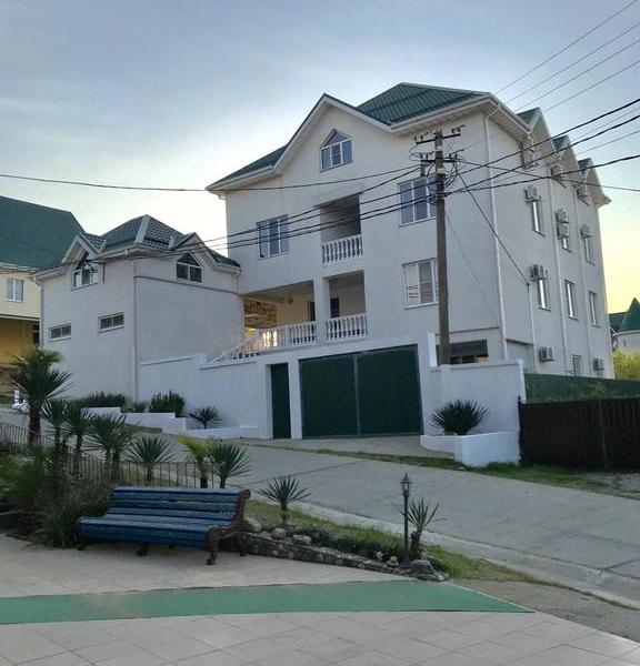 Белые Росы гостевой дом