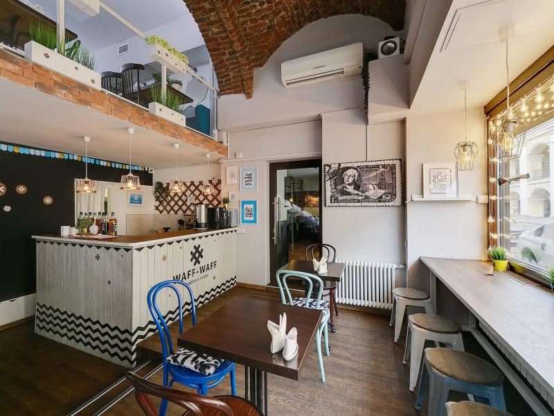 Lomonosov Hotel