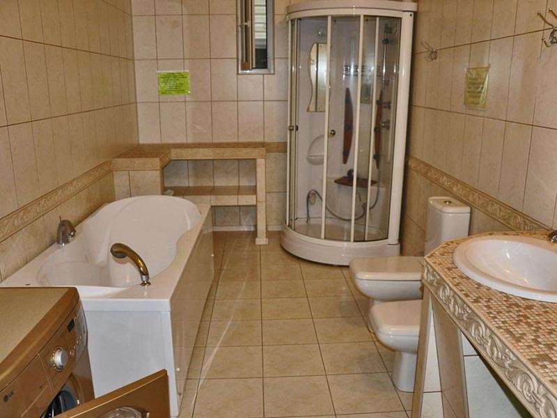 Виктория (Пионерский проспект)