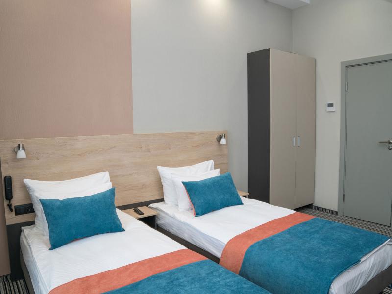 Отель Station Premier V18