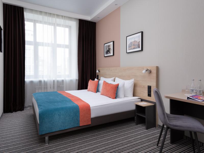 Отель Station Premier V18