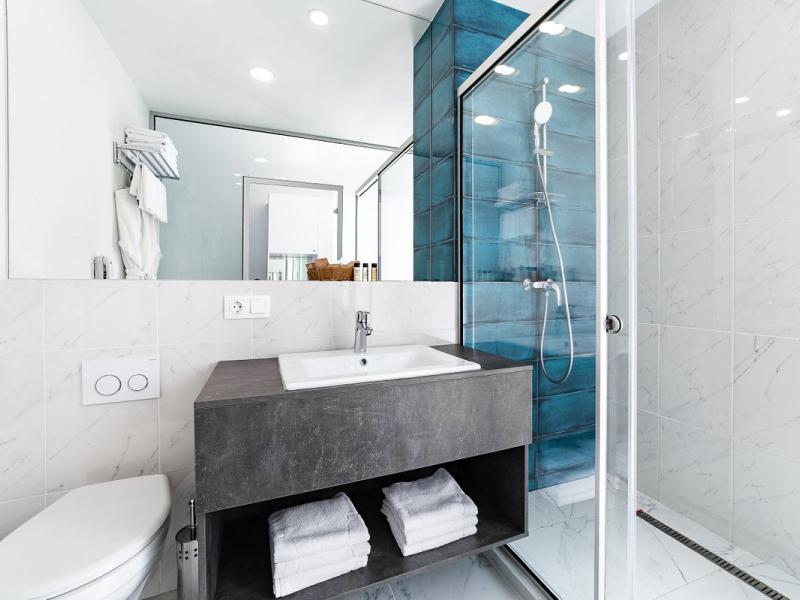 Bora-Bora Club Hotel 