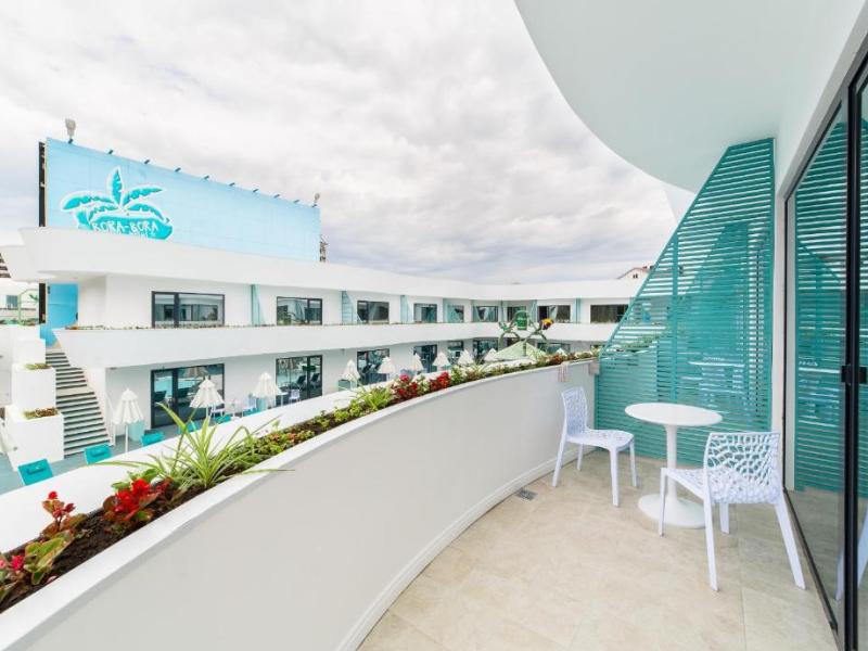 Bora-Bora Club Hotel 