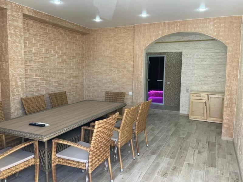 Анадель Клевер