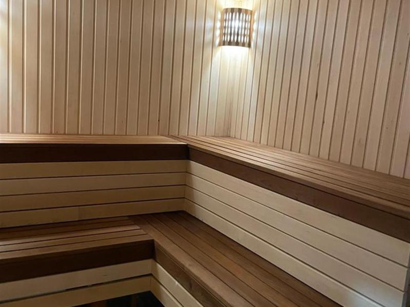 Анадель Клевер