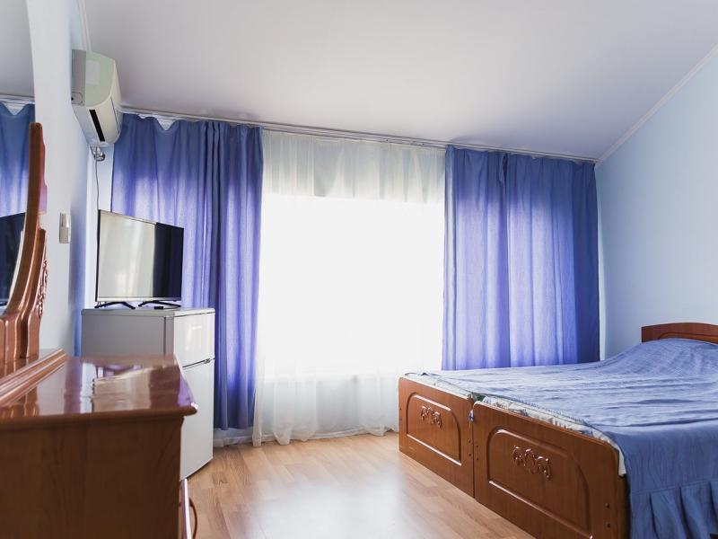 Анадель Клевер