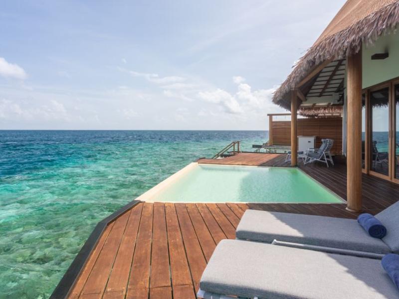 Cinnamon Velifushi Maldives