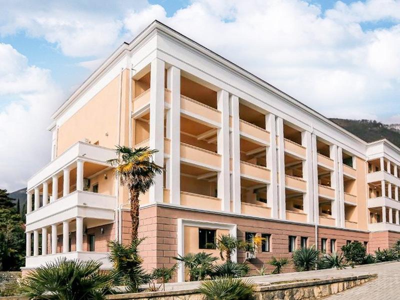 Old Gagra Hotel