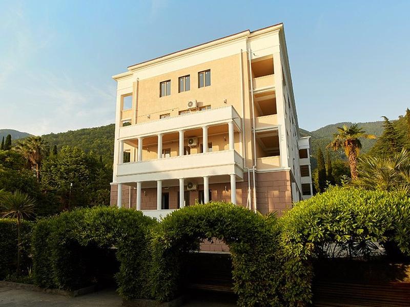 Old Gagra Hotel