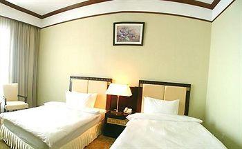 Don Chan Palace