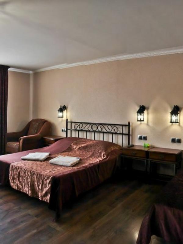 F-Hotel Guest House