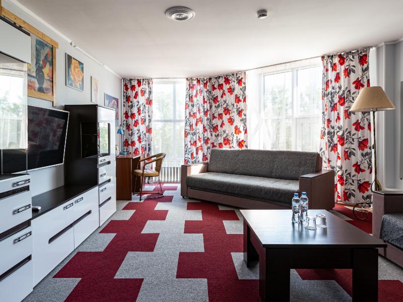 Форт Колесник, Арт-отель