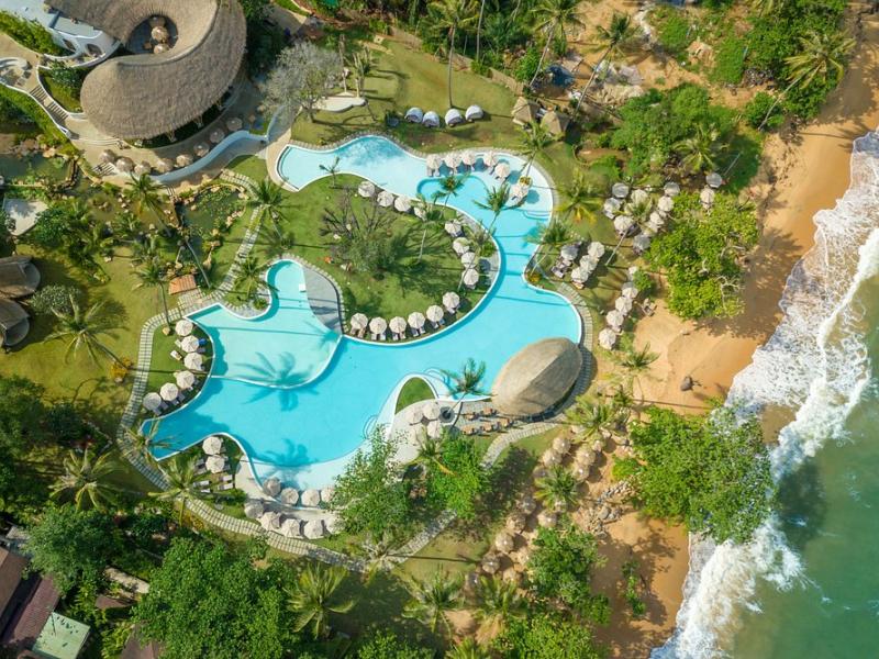 Eden Beach Resort & Spa