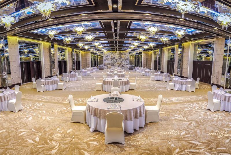 Hyatt Regency Creek Heights Residences