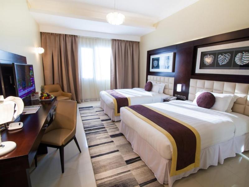 Atiram Premier Hotel