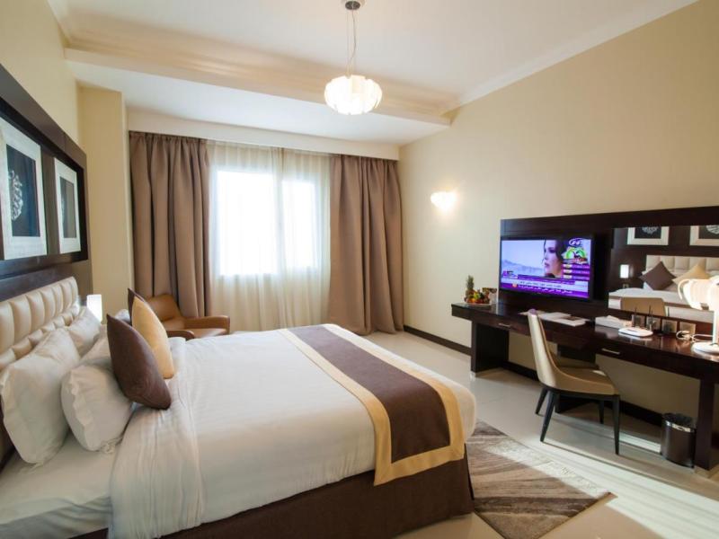 Atiram Premier Hotel