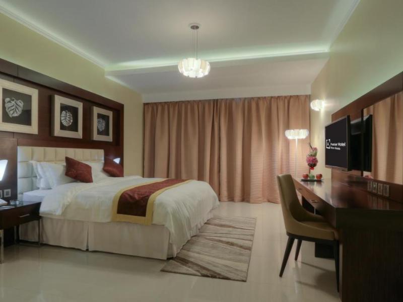 Atiram Premier Hotel