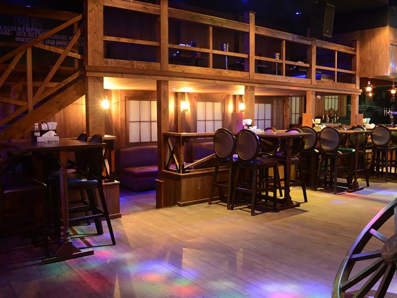 Atiram Premier Hotel