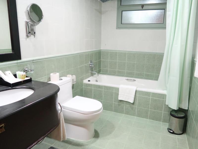 Pars International Hotel