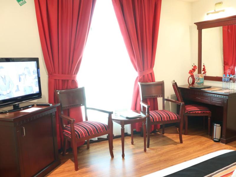 Pars International Hotel