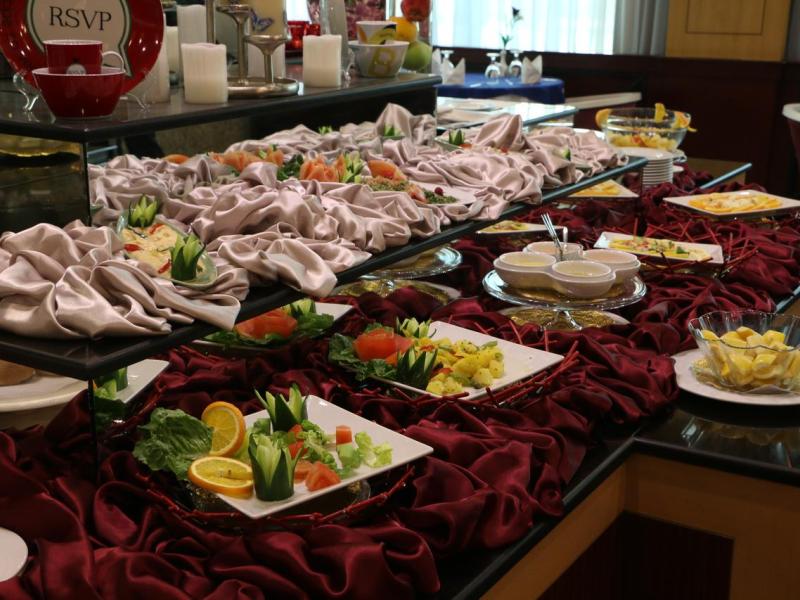 Pars International Hotel