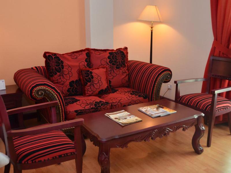 Pars International Hotel